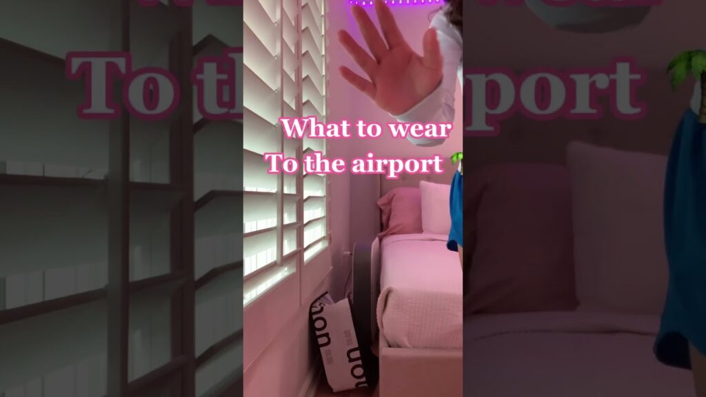 What to wear 2 the airport ✈️🌴💕 #preppy #travel